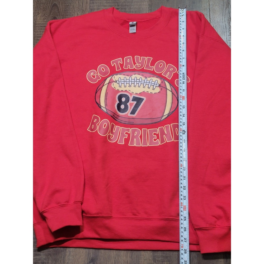 Gildan Karma Is The Guy On The Chiefs‎ Taylor's Boyfriend 87 Red Sweatshirt L